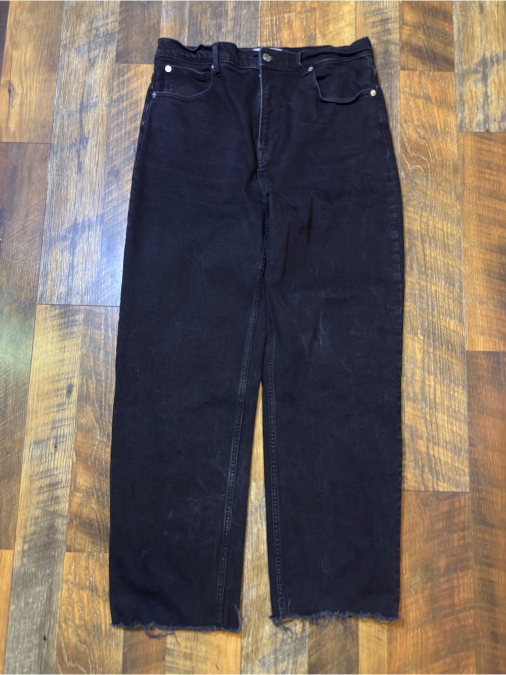 Everlane The Way High Jean Black Raw Hem size 31 Long